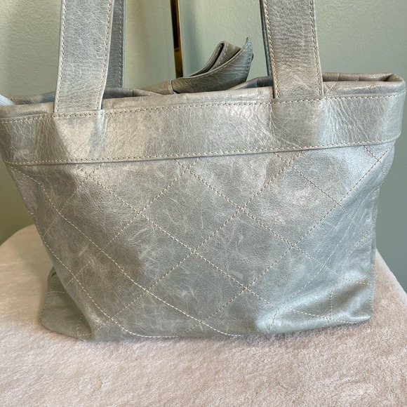 Roberta Gandolfi Women's Gray Genuine Leather Big Ribbon Tote Carryall Handbag - Picture 2 of 13